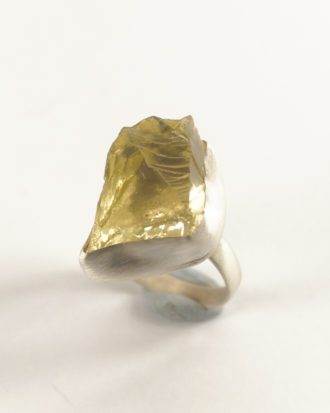 handmade silver ring with lemon quartz